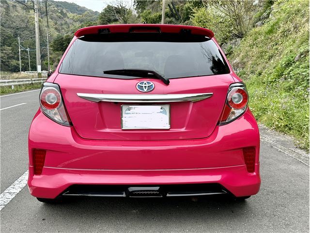 2012 TOYOTA VITZ